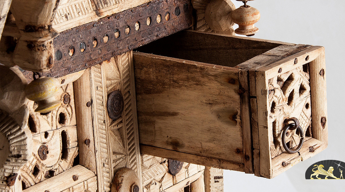 Buffet en bois de teck massif, entièrement sculpté à la main, finition crème antique, de style oriental, 121cm