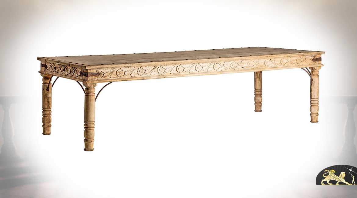 Grande table de salle à manger en bois de manguier entièrement sculpté, ambiance rustique chic, 280cm