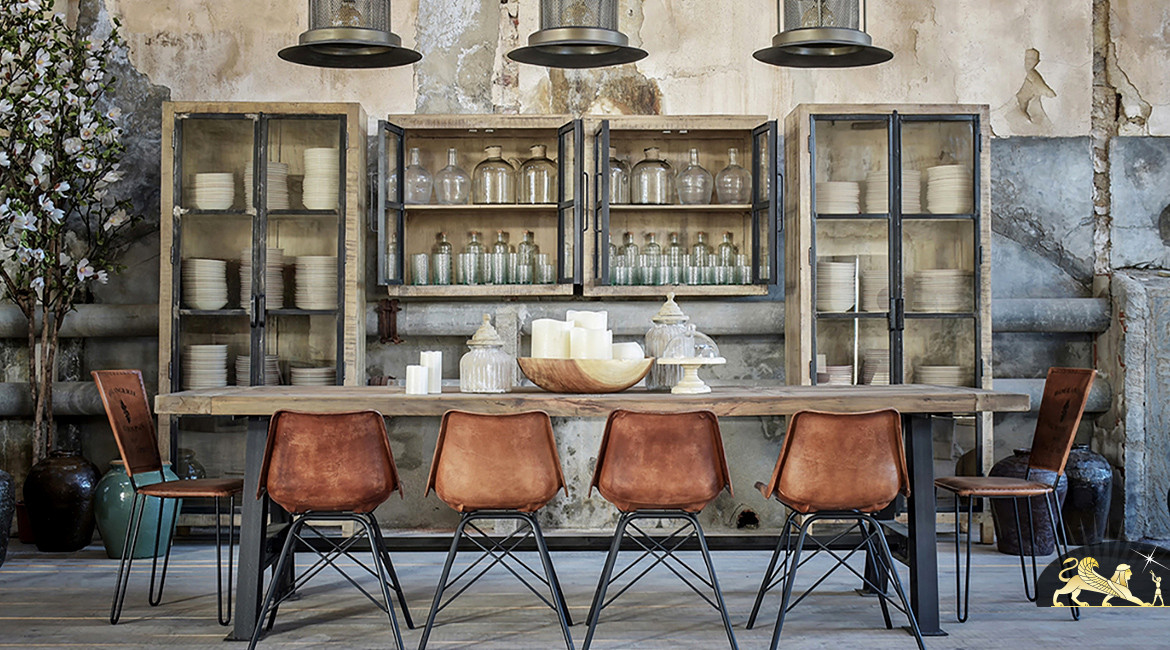 Table de salle à manger de style industriel, en bois de pin recyclé et métal vieilli, 240cm