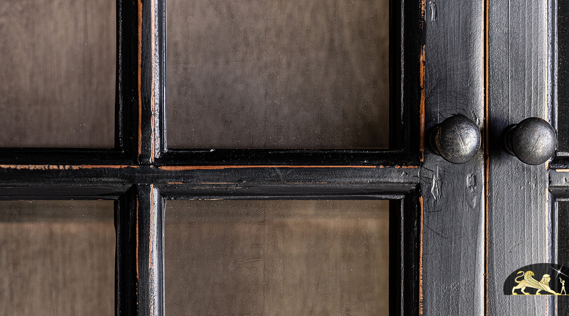 Vitrine en bois d'orme massif finition charbon patiné vieilli, 6 niveaux de rangement et tiroirs, ambiance chic, 211cm