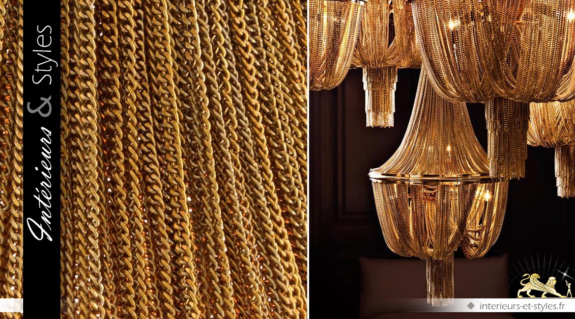 Lustre luxueux de style ancien habillé de chaînes dorées 104 cm