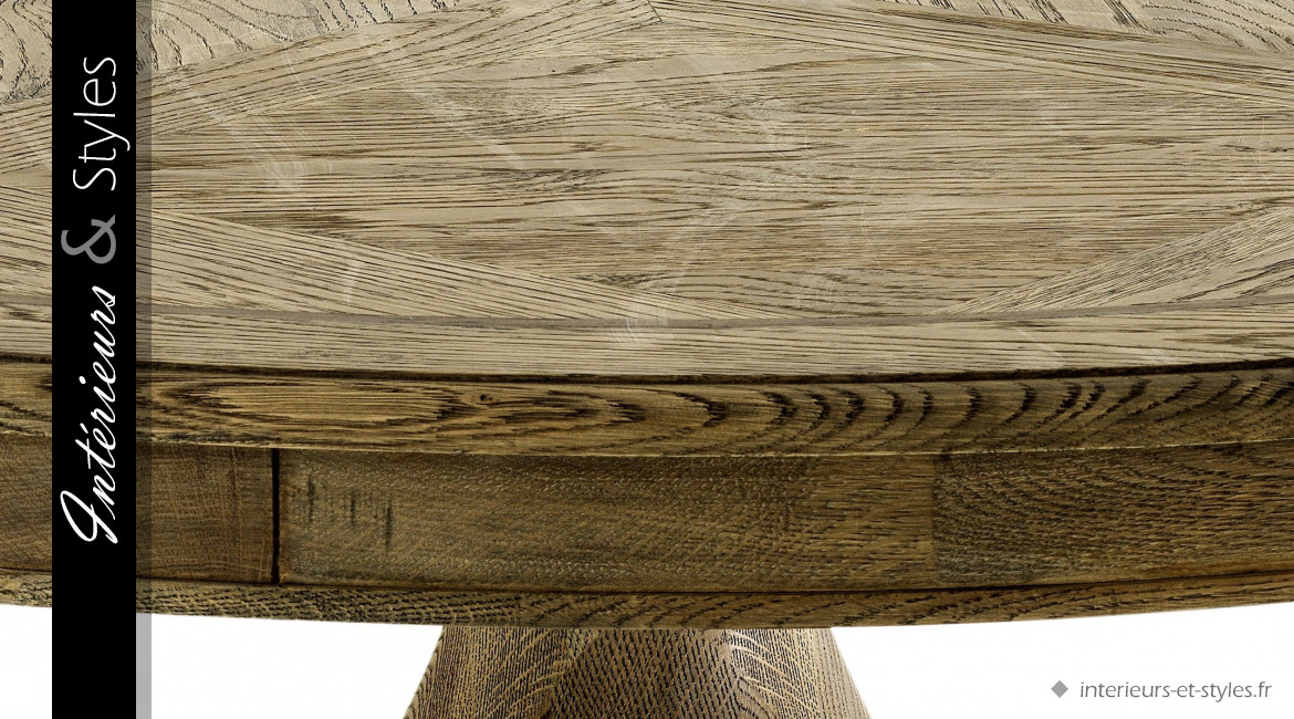 Table de salle à manger Leeds signée Eichholtz, de forme ronde en bois de chêne massif