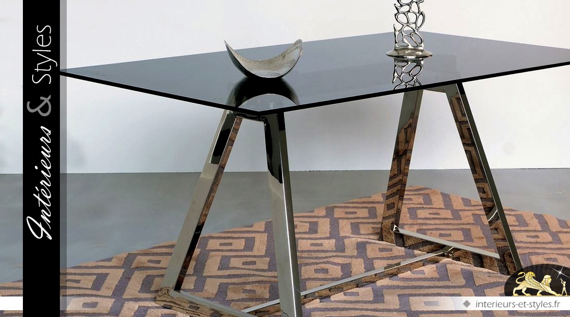 Table design de salle à manger en verre et métal argenté