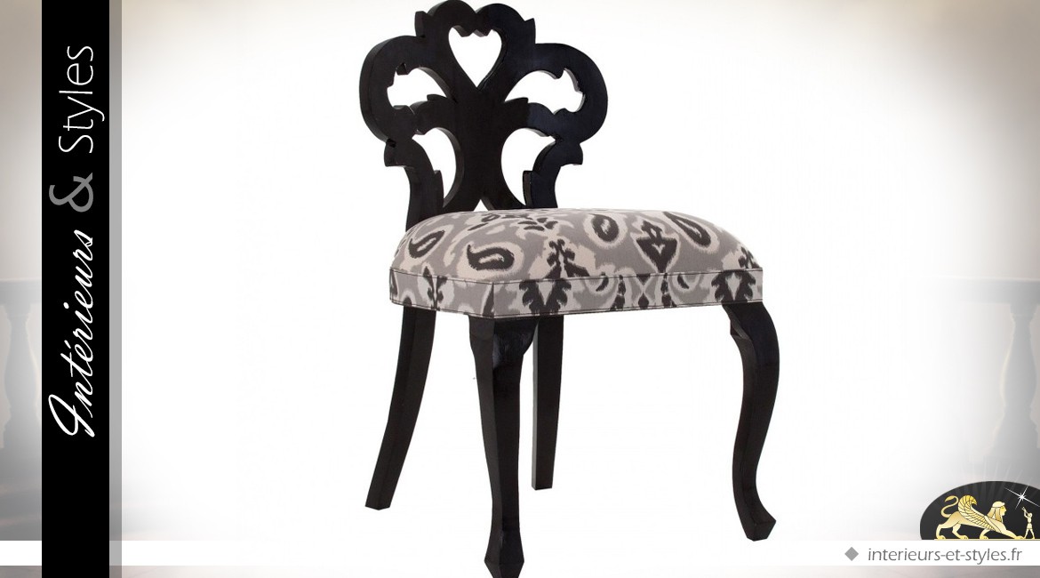 Chaise design baroque noire avec dossier en forme de fleur