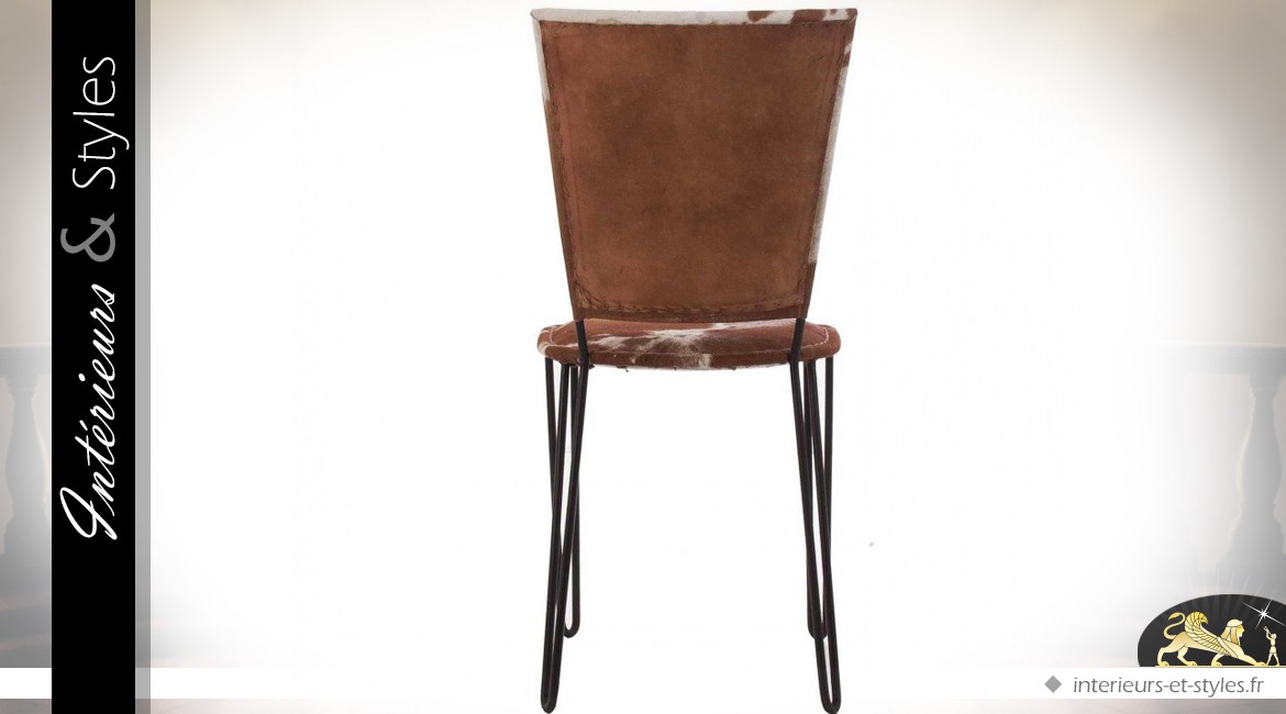Chaise vintage et design en métal noir et fourrure tachetée
