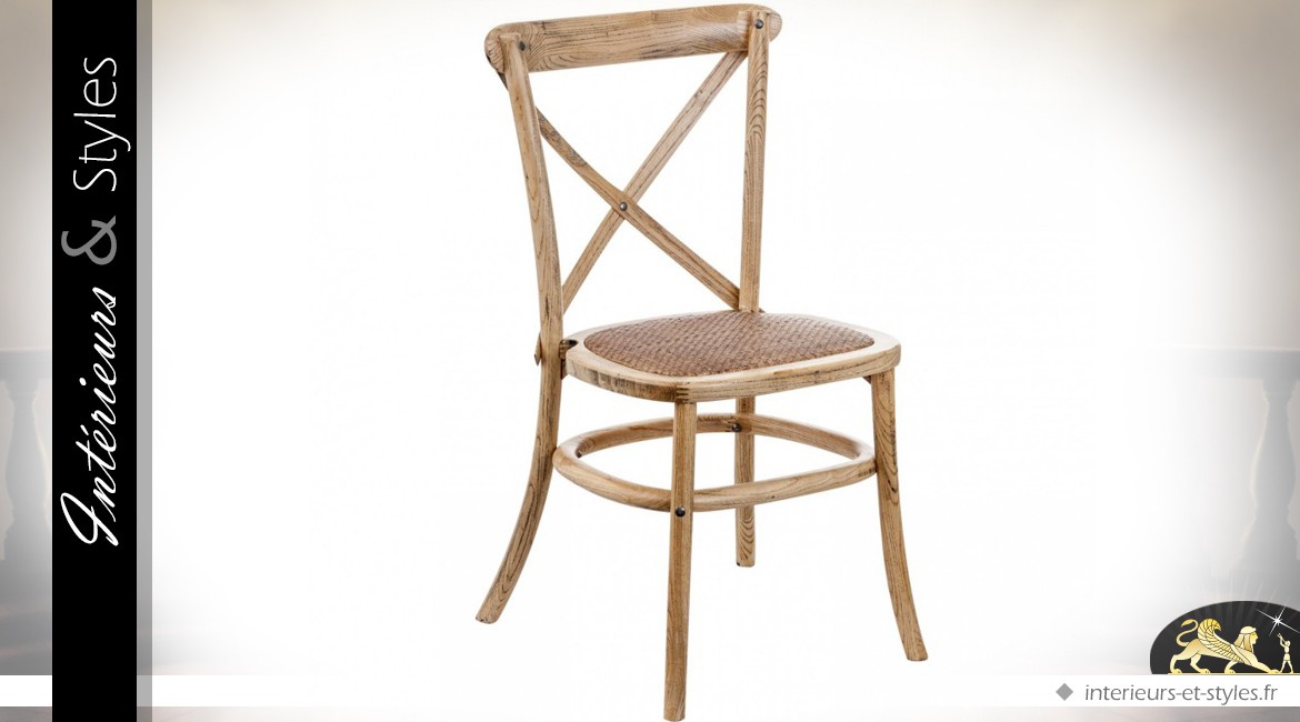 Chaise bistrot de style rétro aspect bois vieilli