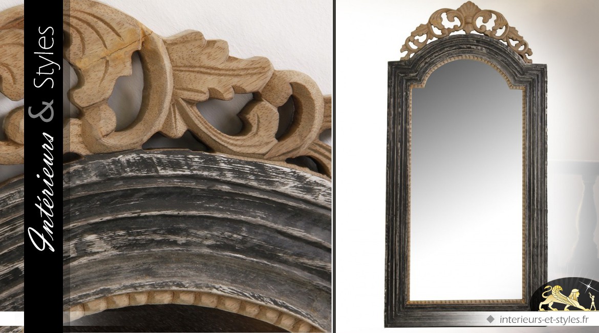 Miroir de style baroque et vieilli en teck sculpté 120 cm