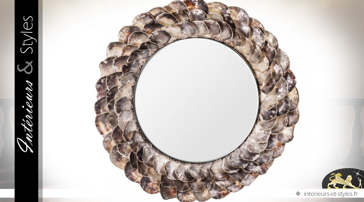 Miroir rond à encadrement en coquillages gris et ivoire Ø 125 cm