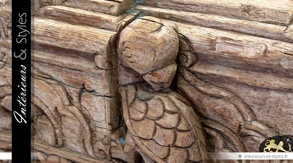 Sculpture orientale sur bois antique recyclé. Pièce unique