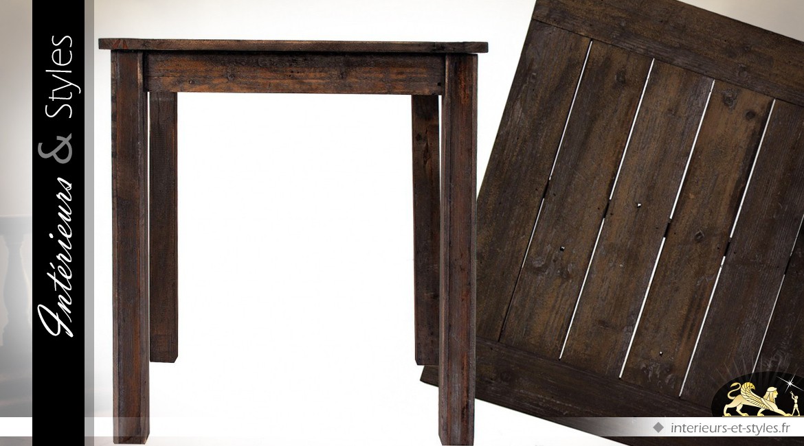 Table rustique carrée en bois de sapin vieilli 70 x 70 cm