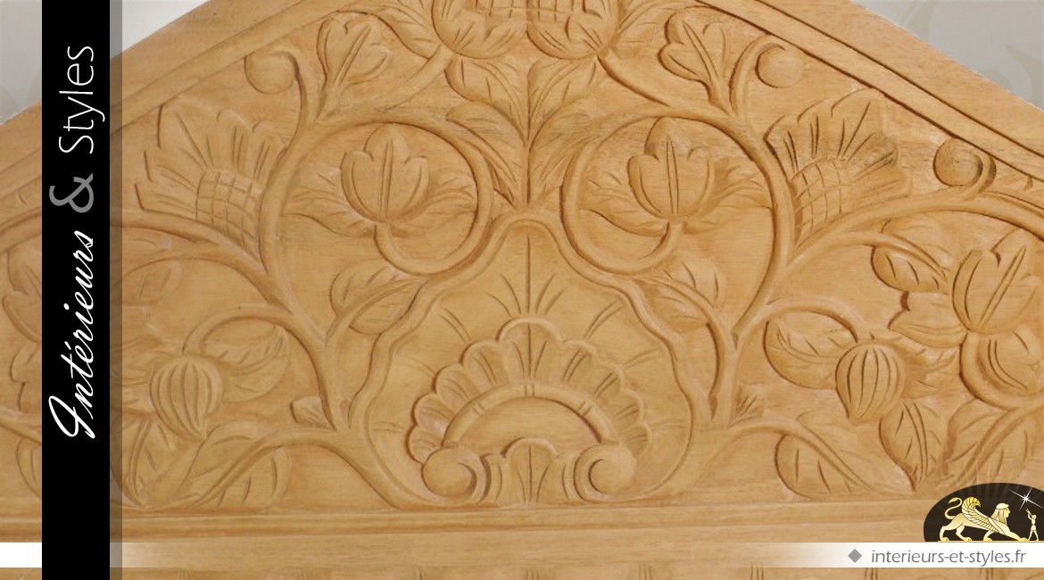 Banc-coffre en bois massif sculpté à la main sans finition