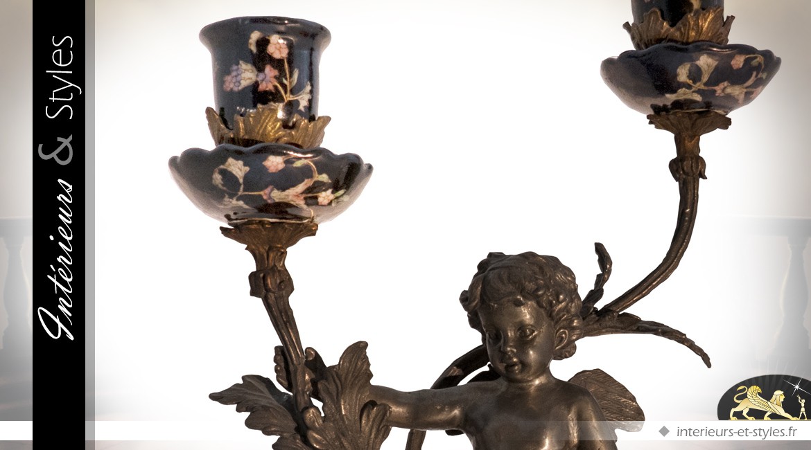 Chandelier à 2 bras ange bronze et porcelaine fleurie (40 cm)
