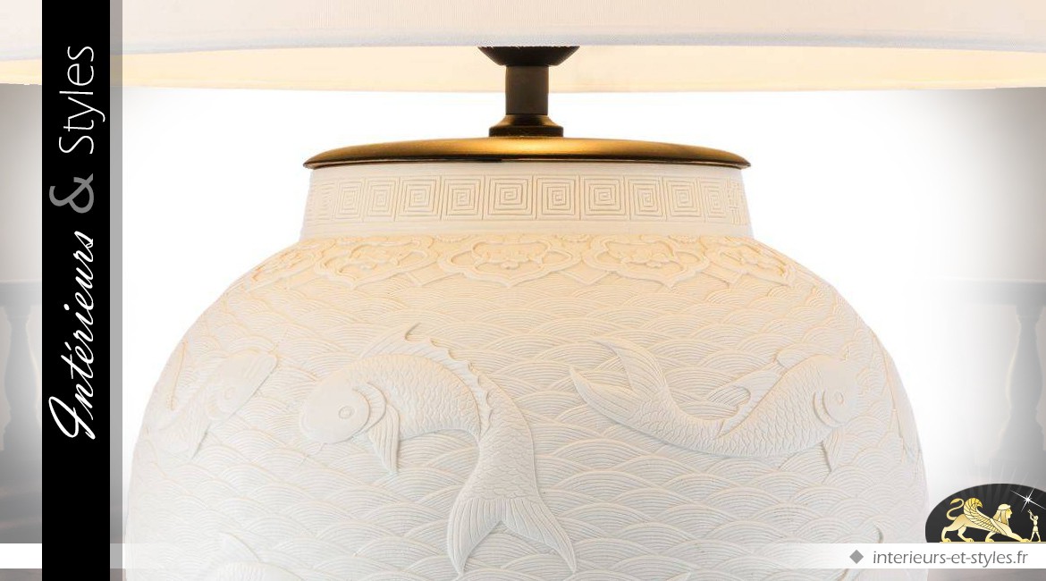 Lampe en porcelaine blanche artisanale à décor marin en relief 96 cm