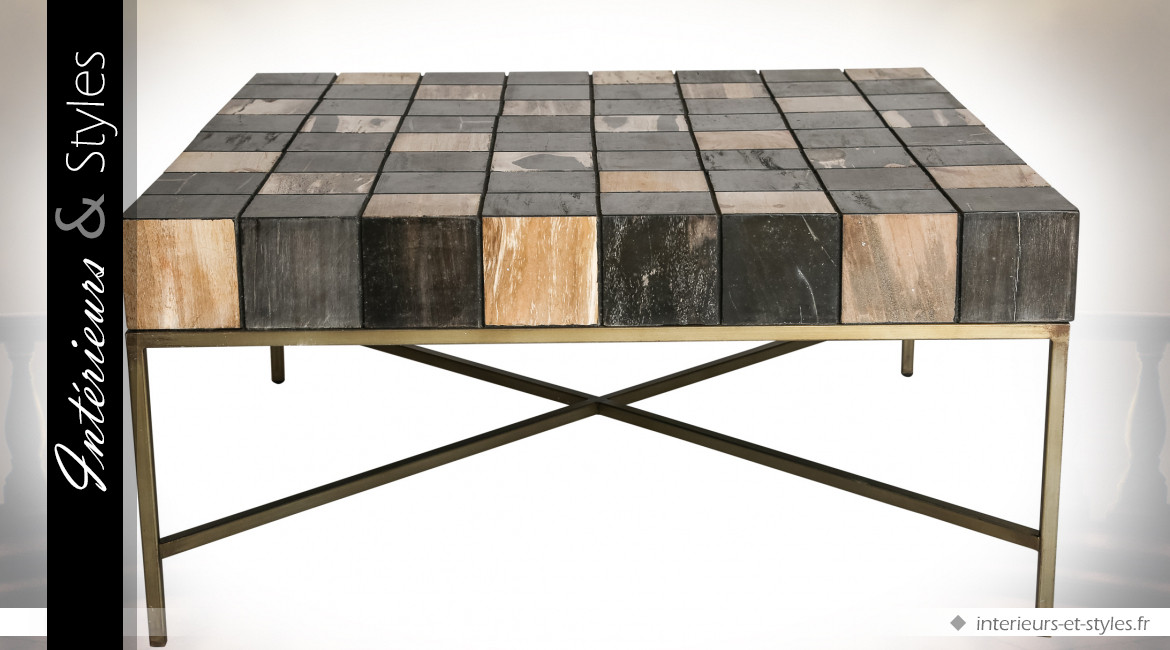 Table basse design en bois pétrifié laminé effet damier sur structure métal