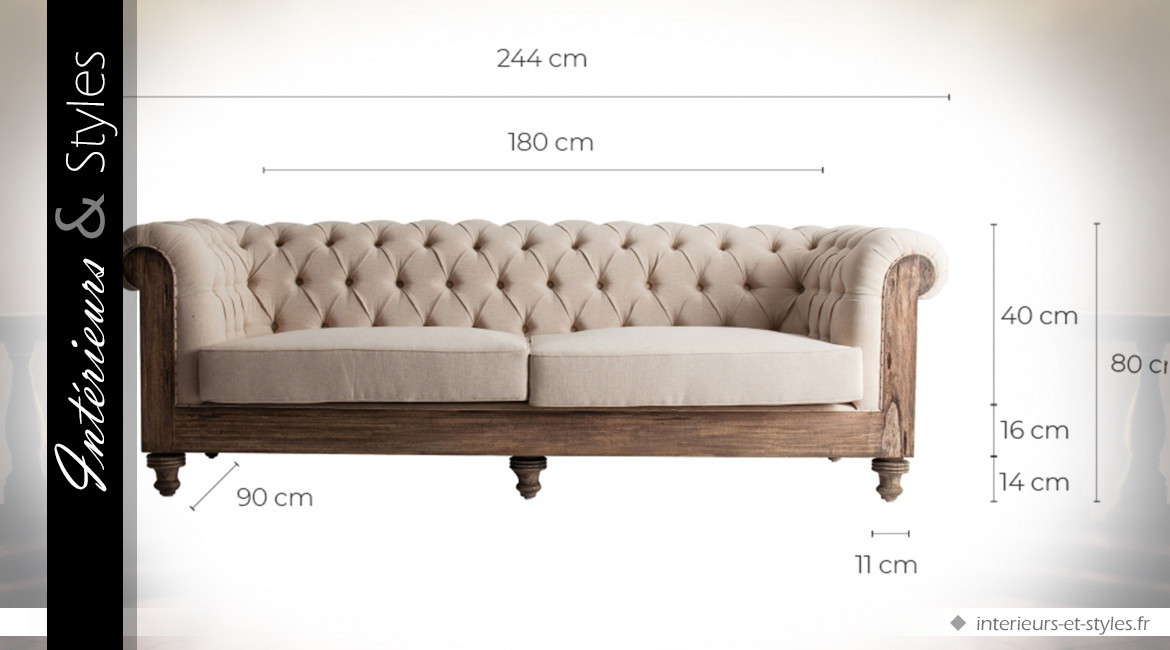 Canapé 3 places en bois vieilli ciré et tissu beige capitonné 242 cm