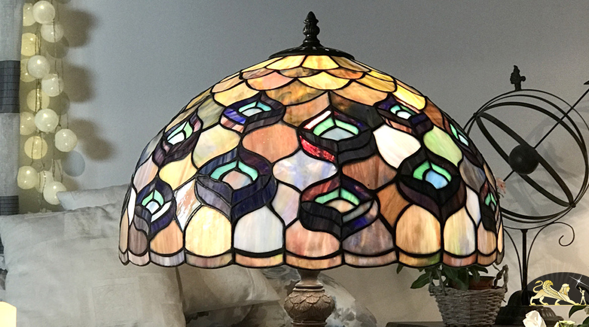 Belle lampe de salon Tiffany : Parade du Paon - Ø41cm