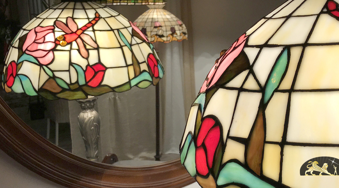 Grand lampadaire de charme Tiffany : La vie à la campagne - 173cm / Ø40cm