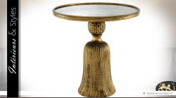 Bout de canapé métal doré en large houppe et miroir circulaire