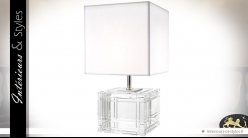 Lampe de prestige avec pied cubique en verre cristallin taillé et abat-jour blanc 57 cm